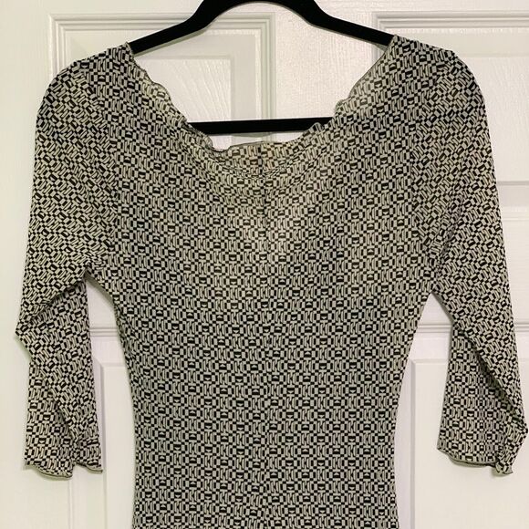 Max Studio V Neck Twist-Front Dress Geometric Print Black Cream Overlay - Picture 5 of 15